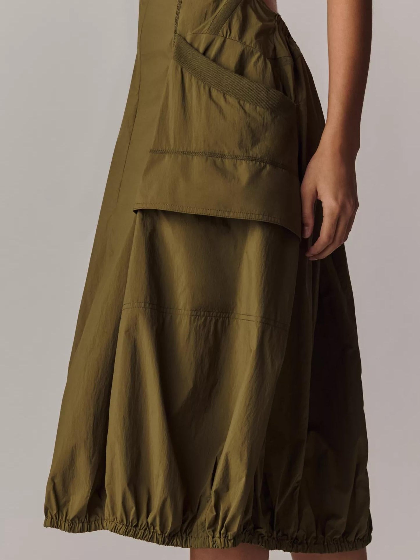 Vianne - Robe midi à ourlet arrondi avec poches