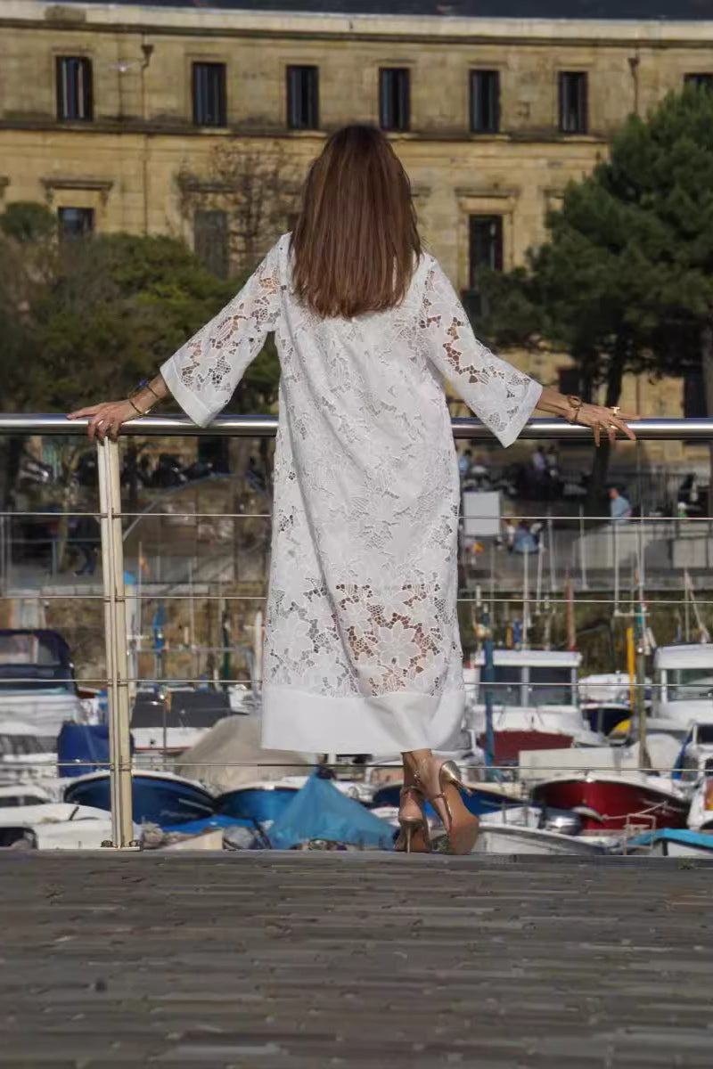 Géromine - Élégante robe en dentelle légère