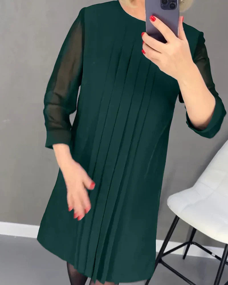 Séraphine – Élégante Robe Plissée Polyvalente
