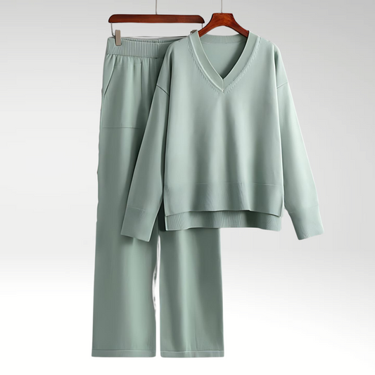 Vitoria™ | Elegant V-Neck Two-Piece Ensemble