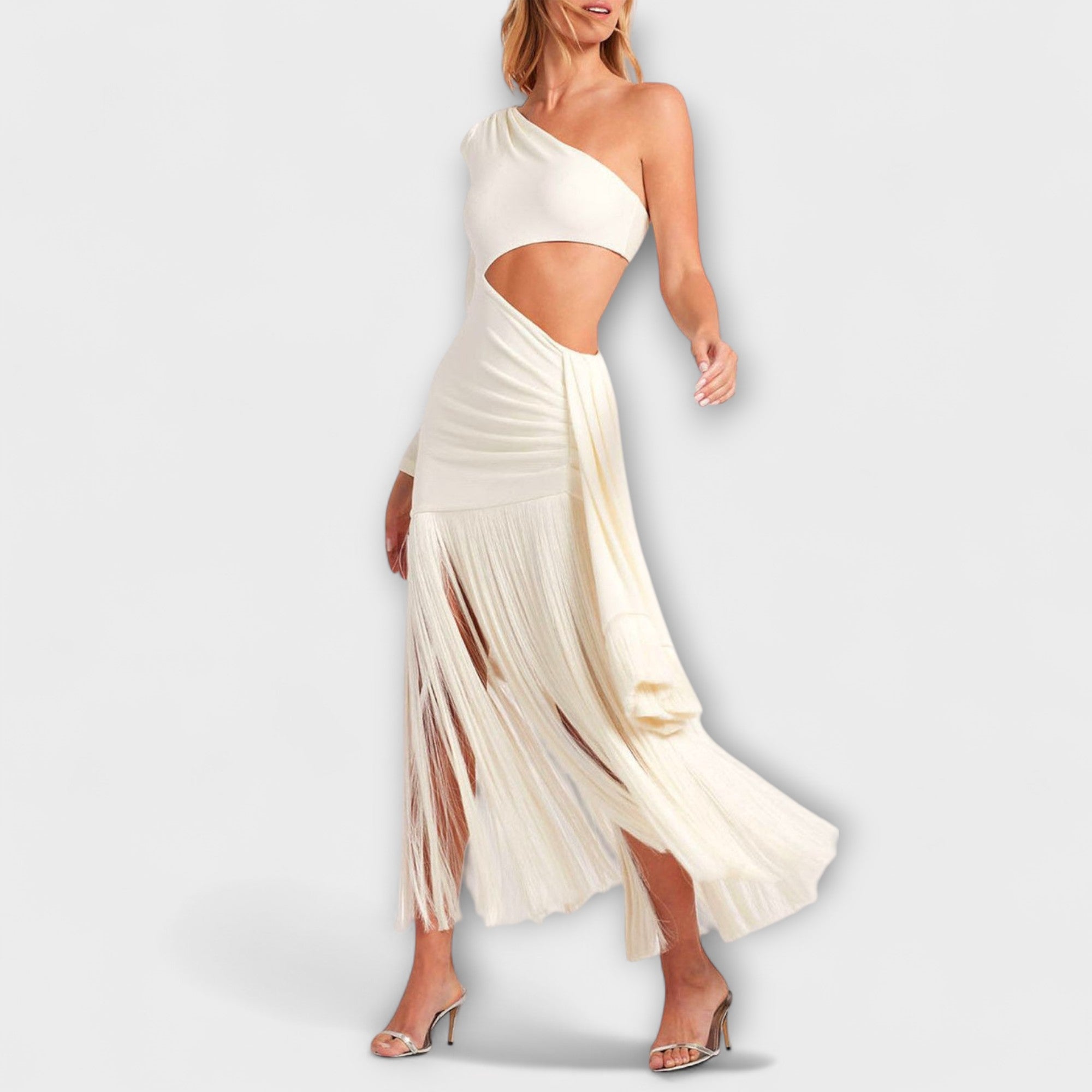Aurélie – Robe maxi avec franges et découpes élégantes