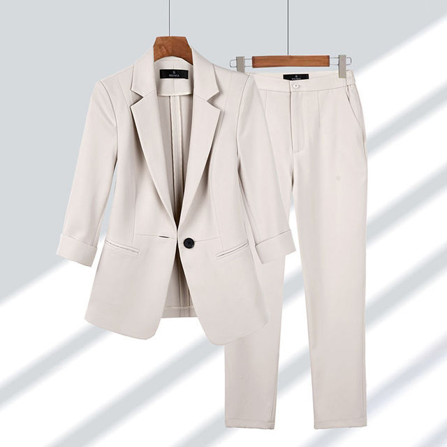 Amance – Élégant Blazer et Ensemble Pantalon