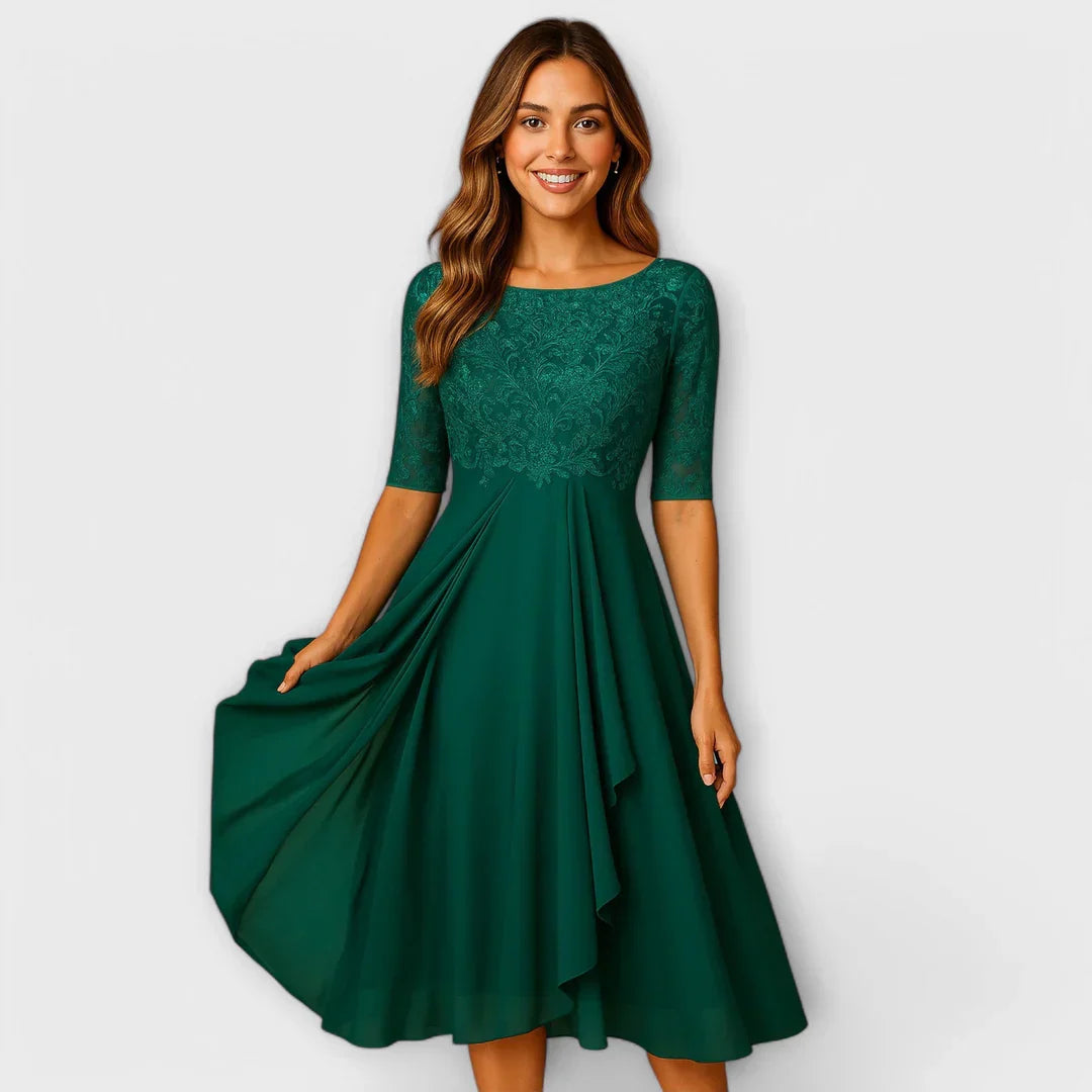 Jacinthe – Élégante robe midi avec manches en dentelle
