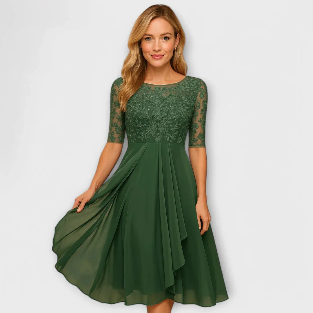 Jacinthe – Élégante robe midi avec manches en dentelle