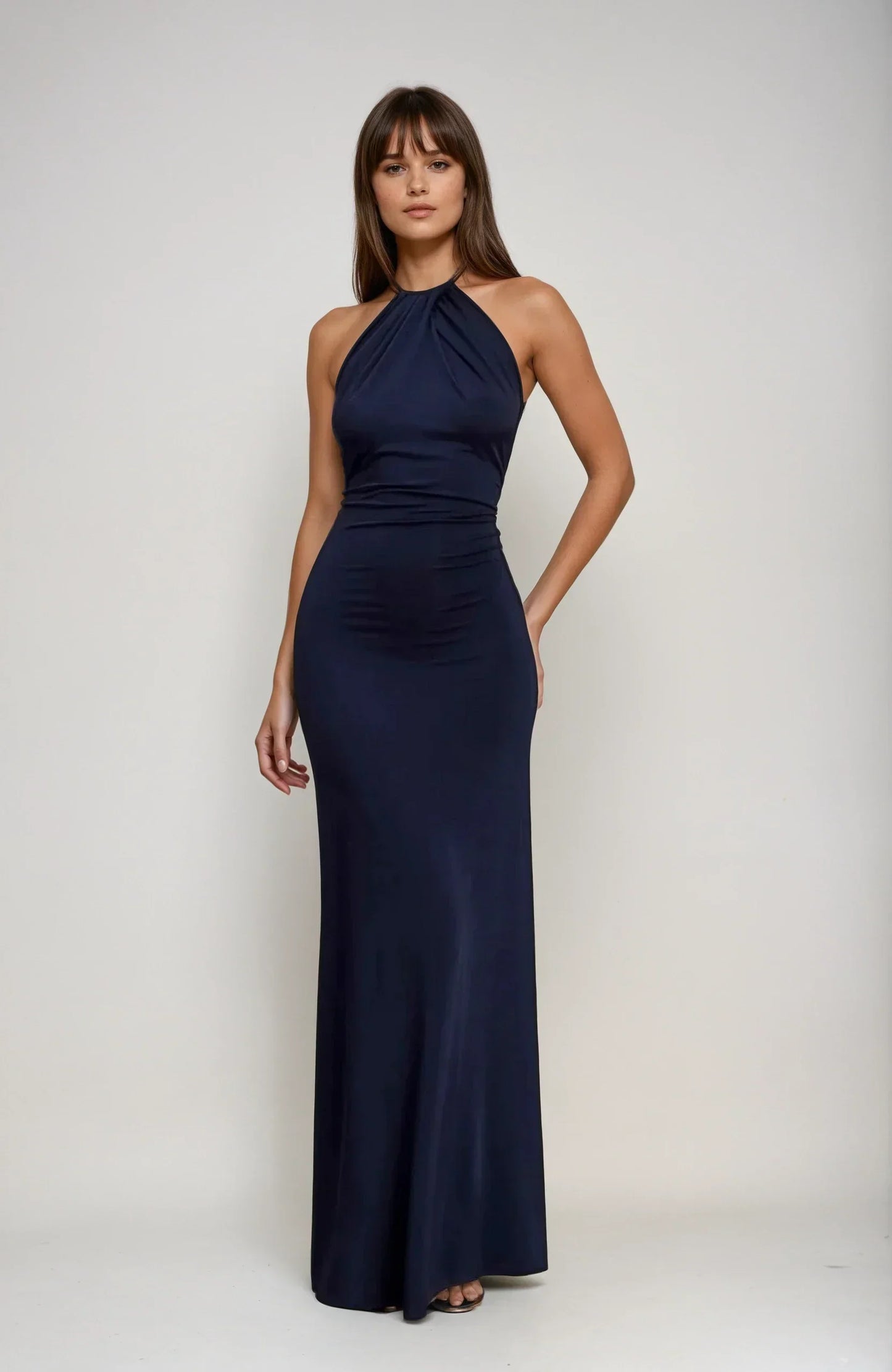 Élaria – Robe Maxi Fluide à Dos Nu