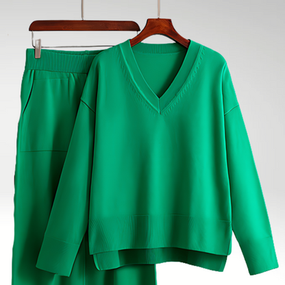 Vitoria™ | Elegant V-Neck Two-Piece Ensemble