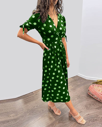 Clemencia – Élégante robe à pois