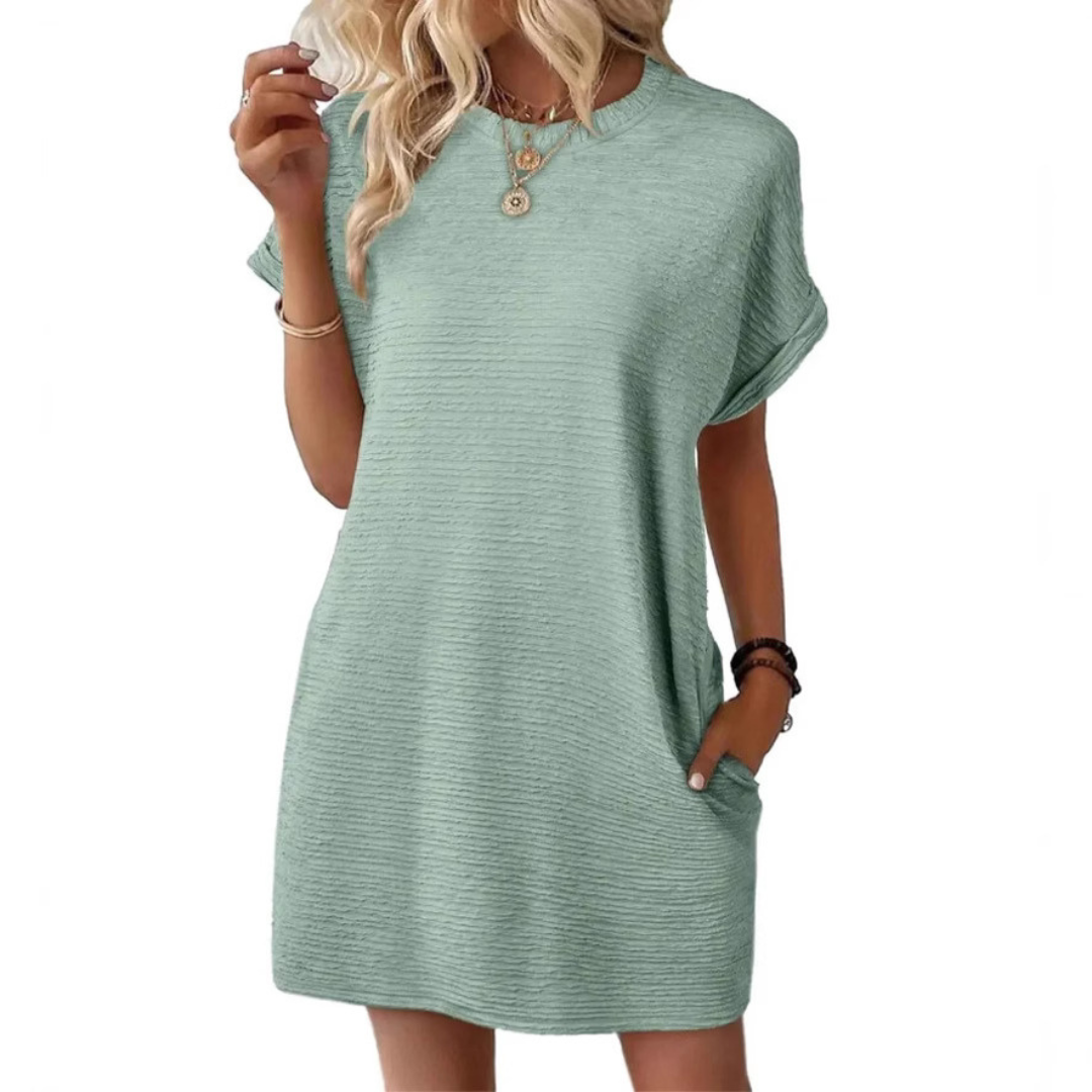 Amandine – Robe d'été épurée à col rond