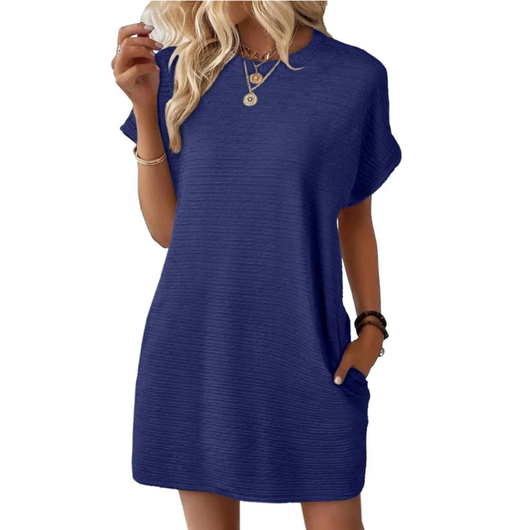 Amandine – Robe d'été épurée à col rond