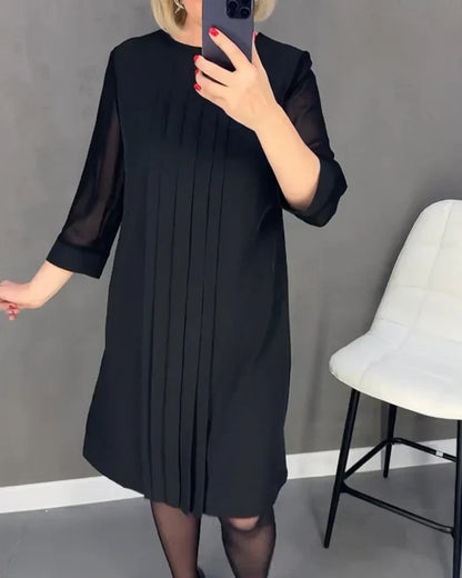 Séraphine – Élégante Robe Plissée Polyvalente