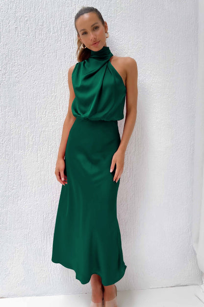 Léonille – Robe maxi en satin avec col licou