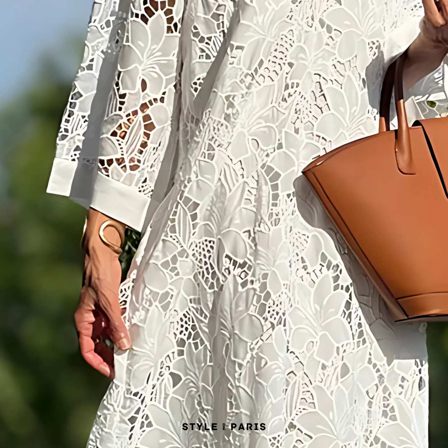 Géromine - Élégante robe en dentelle légère