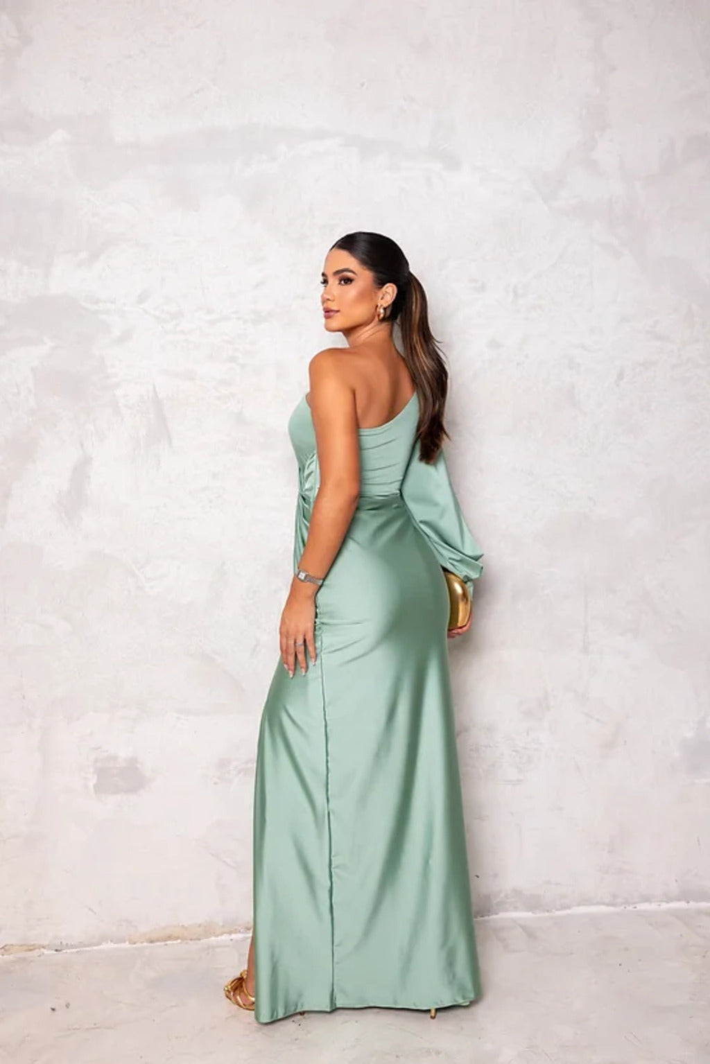 Isabelle - Élégante Robe au Design Raffiné