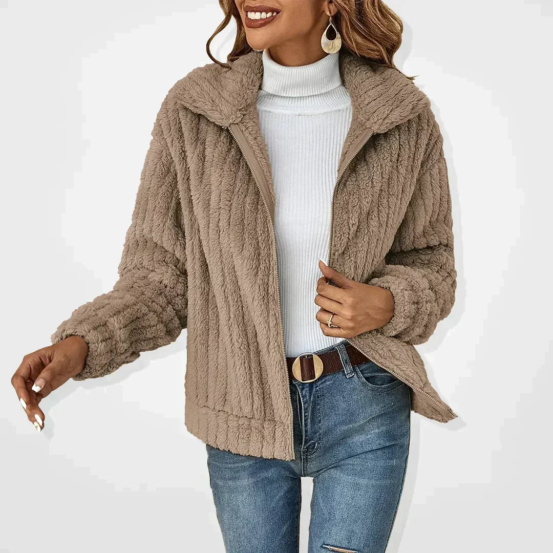 Sveva - Élégant cardigan en peluche