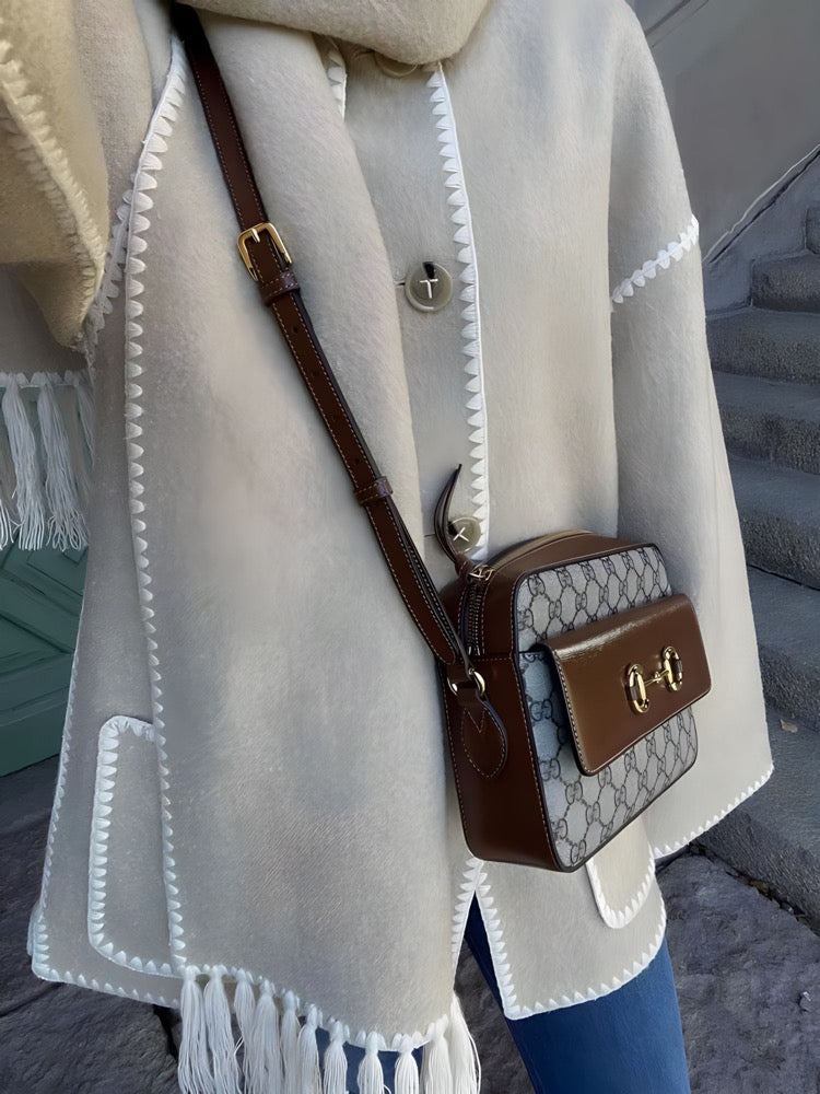 Eugénie - Élégante Veste Châle avec Franges Chic