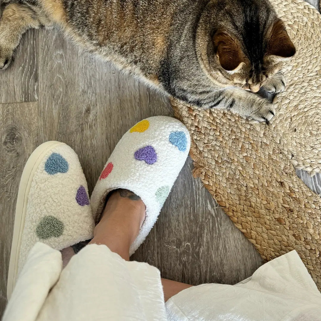 Vitoria™ | Vibrant Heart-Shaped Slippers