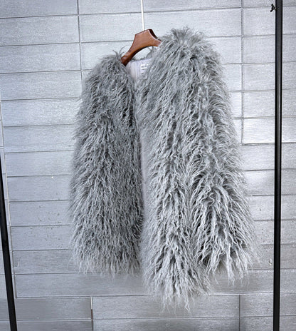Désiré - Luxurious Fur Coat
