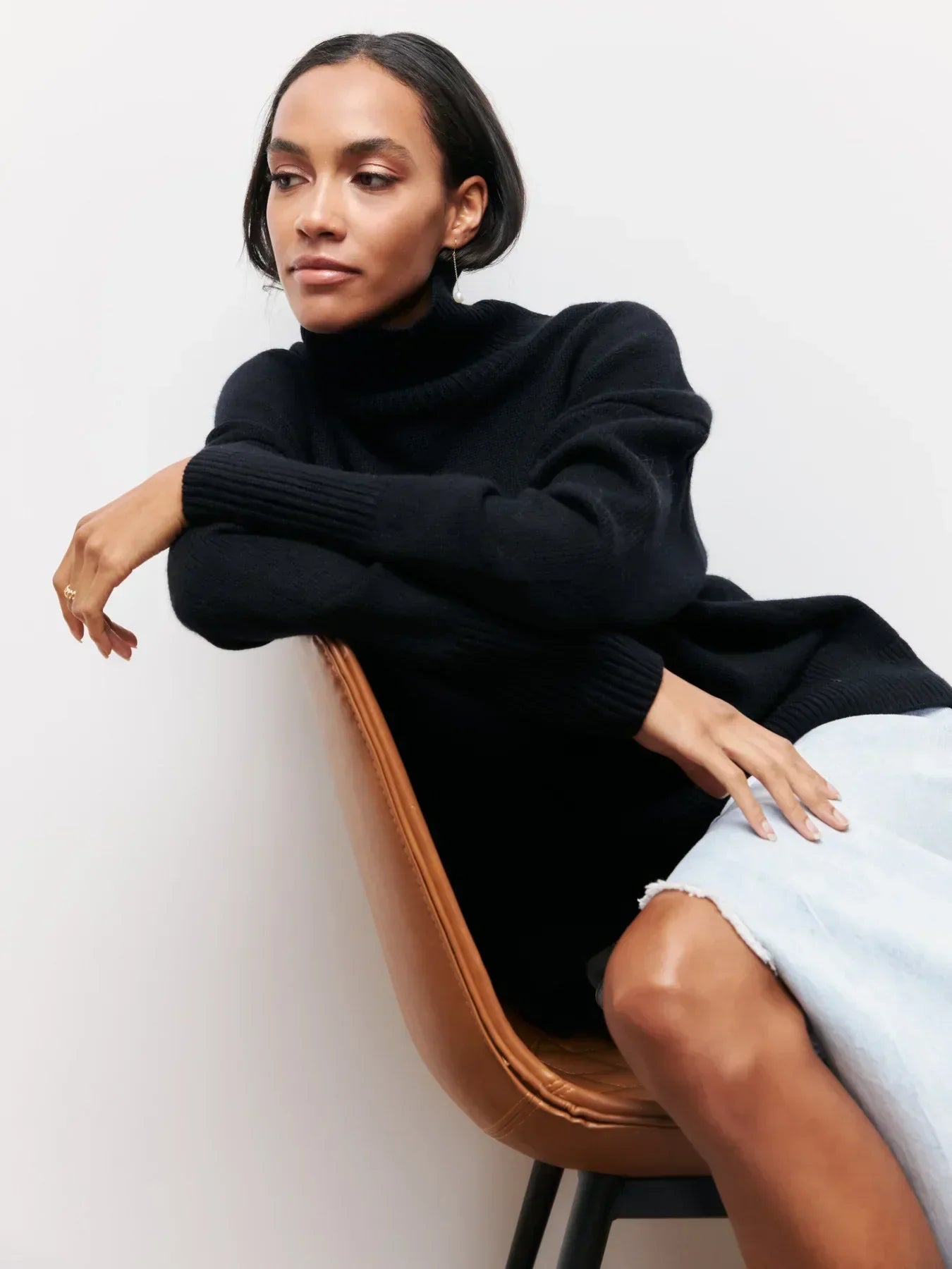 Lara - Pull Oversize à Col Roulé Élégant
