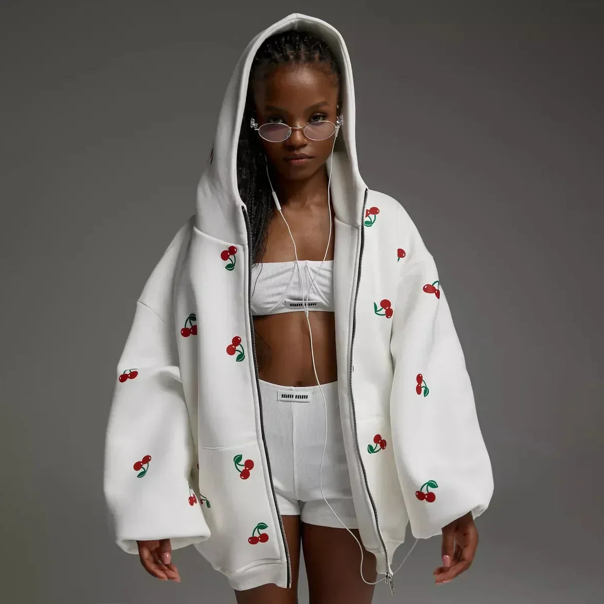 Édeline - Veste blanche à motif cerises