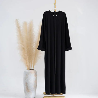 Ariane - Élégante Abaya Tricotée avec Ceinture et Poches Latérales