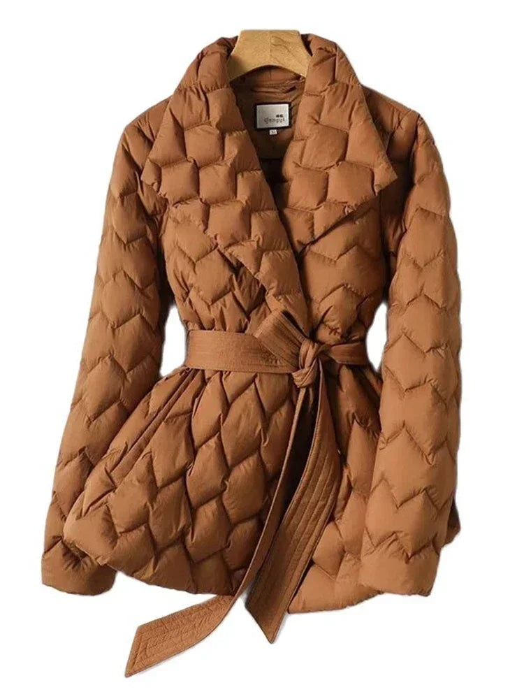 Aimée - Élégante parka d'hiver ceinturée