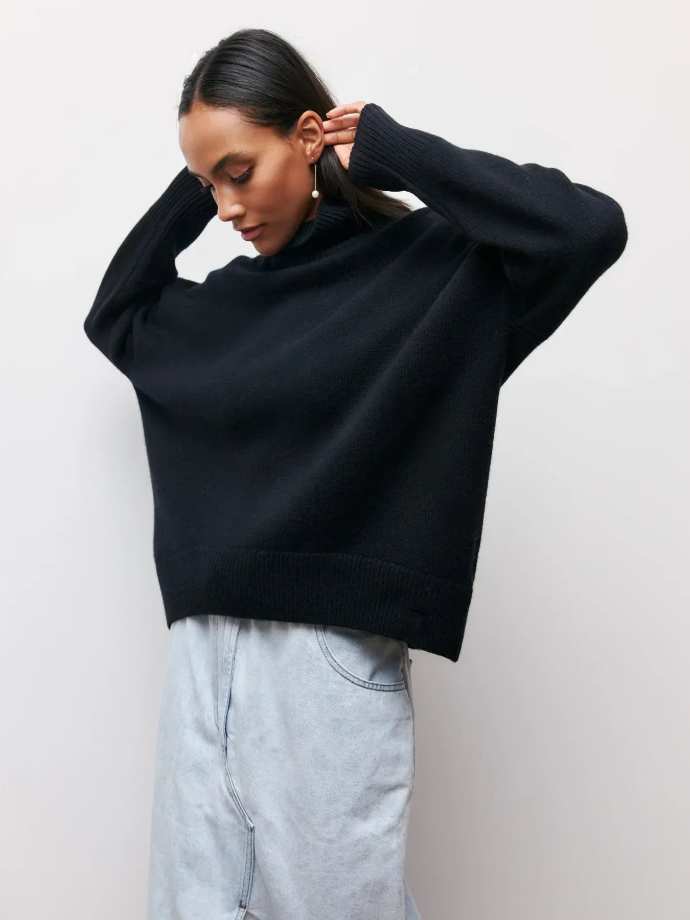 Lara - Pull Oversize à Col Roulé Élégant