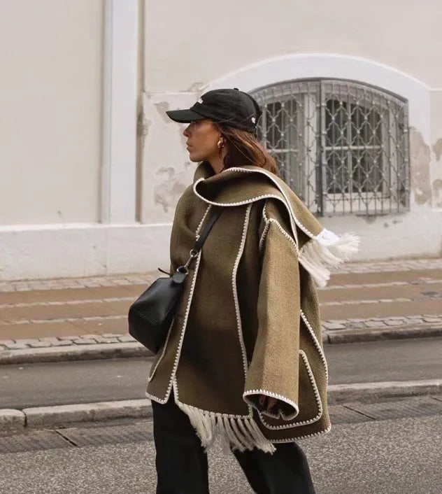 Eugénie - Élégante Veste Châle avec Franges Chic