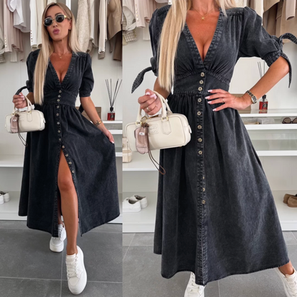 Antonine – Élégante Robe avec Boutons en Bois