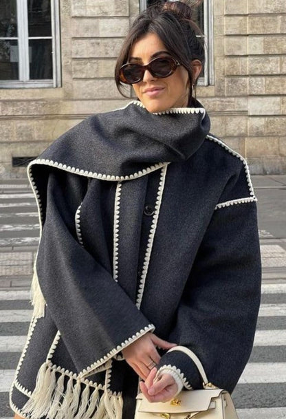 Eugénie - Élégante Veste Châle avec Franges Chic