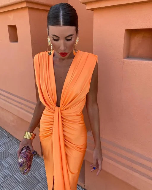 Mahaut – Élégante robe de soirée avec décolleté