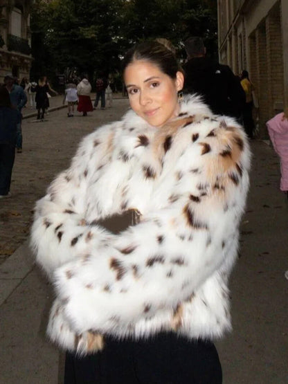 Fanny - Veste en fausse fourrure à motif léopard
