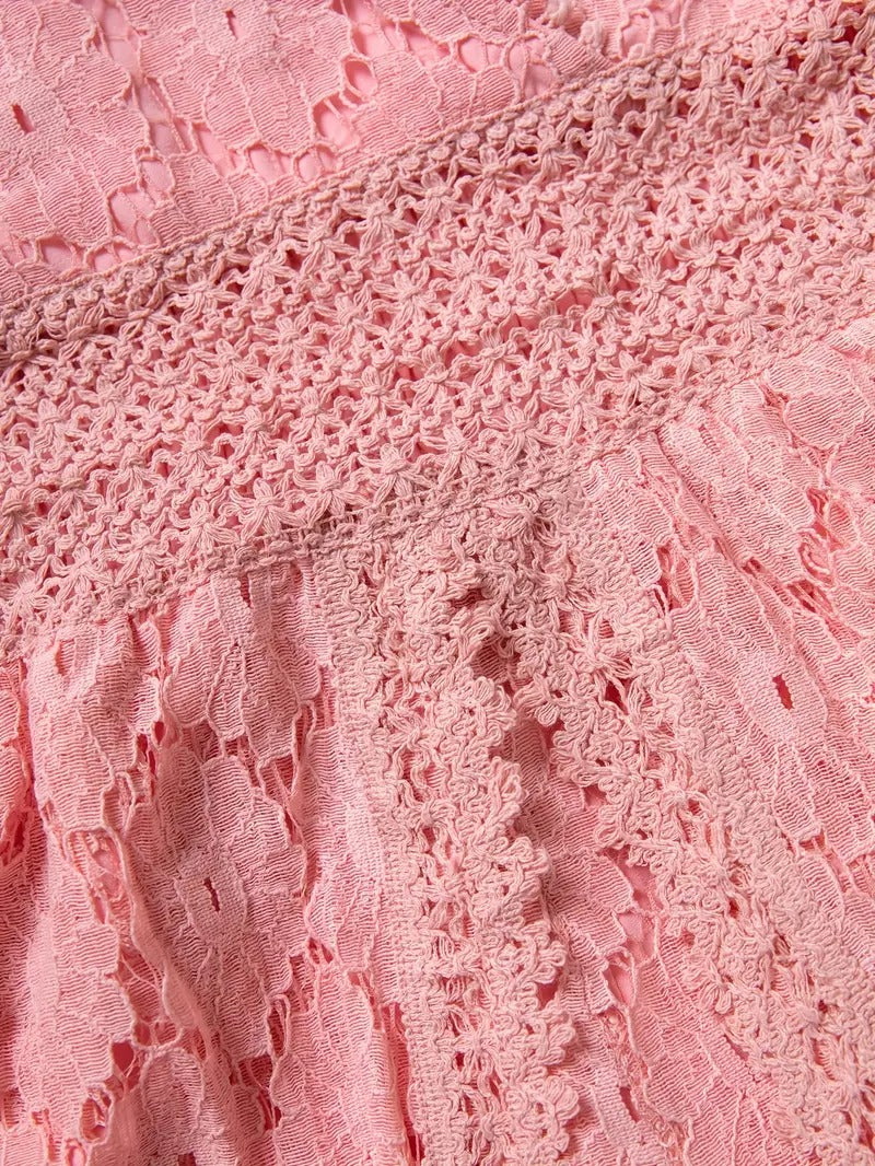 Thaïna – Élégante combinaison ornée de dentelle délicate
