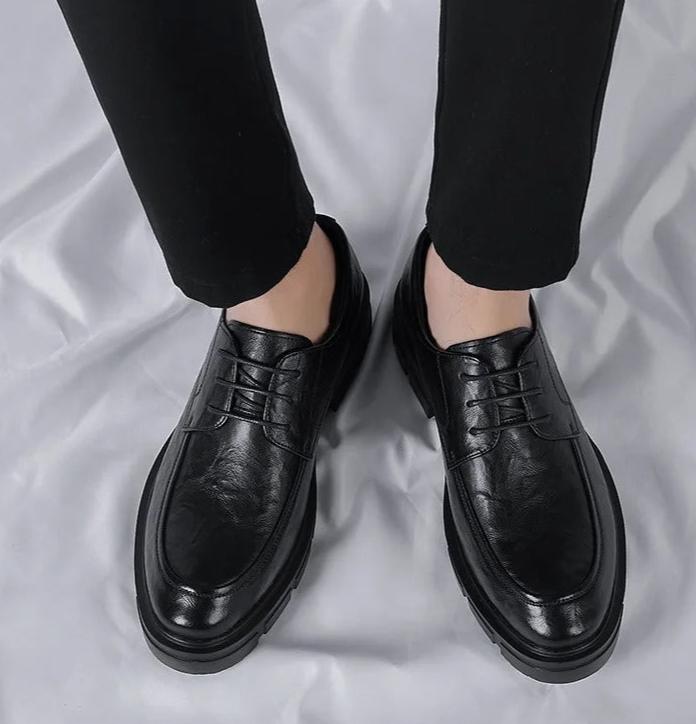 Boniface - Available in +8CM and +10CM Sizes