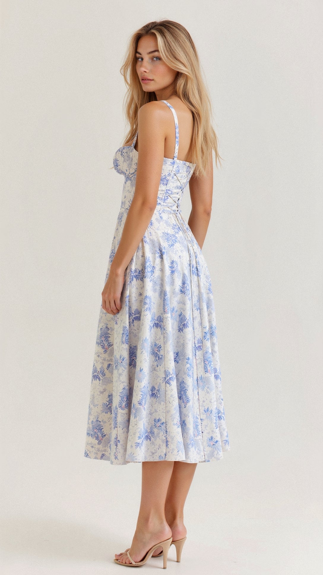 Alexiane – Élégante robe taille haute qui met en valeur