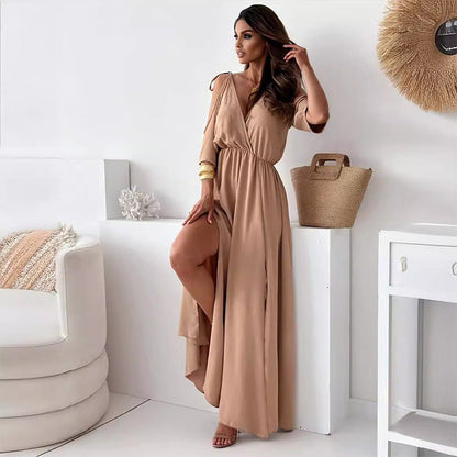 Selene – Élégante et séduisante robe fendue