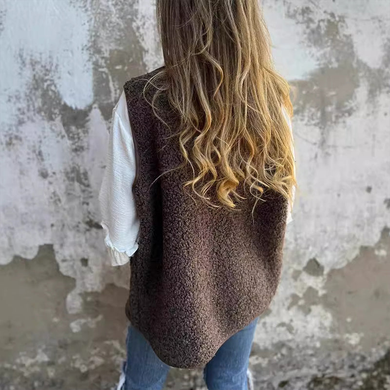 Eva - Gilet sans manches en laine chaude avec boutons