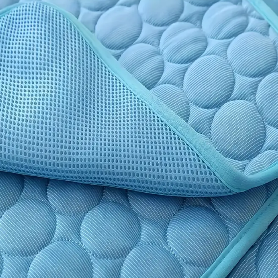 Tapis Rafraîchissant d'été pour chiens et chats