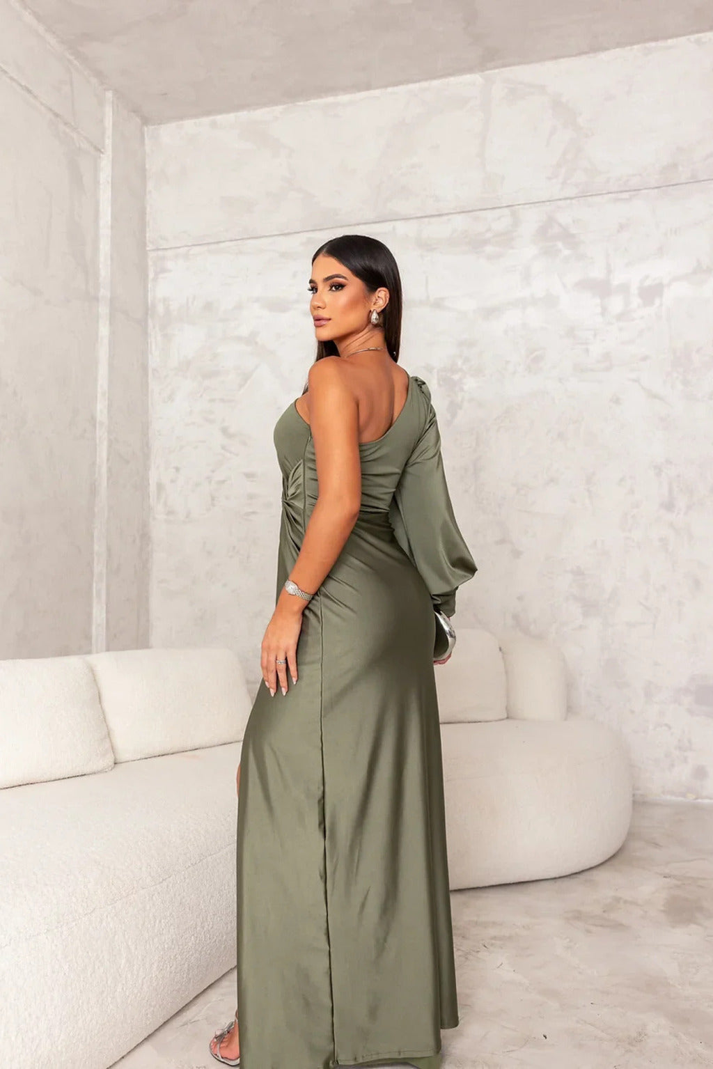 Isabelle - Élégante Robe au Design Raffiné