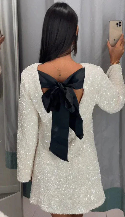 Dorothée - Robe Éclatante pour un Moment Magique